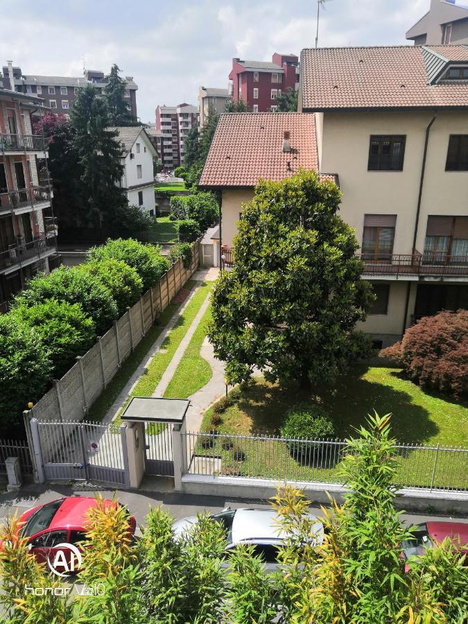 Flatmilan Hotel Cernusco Sul Naviglio Exterior photo